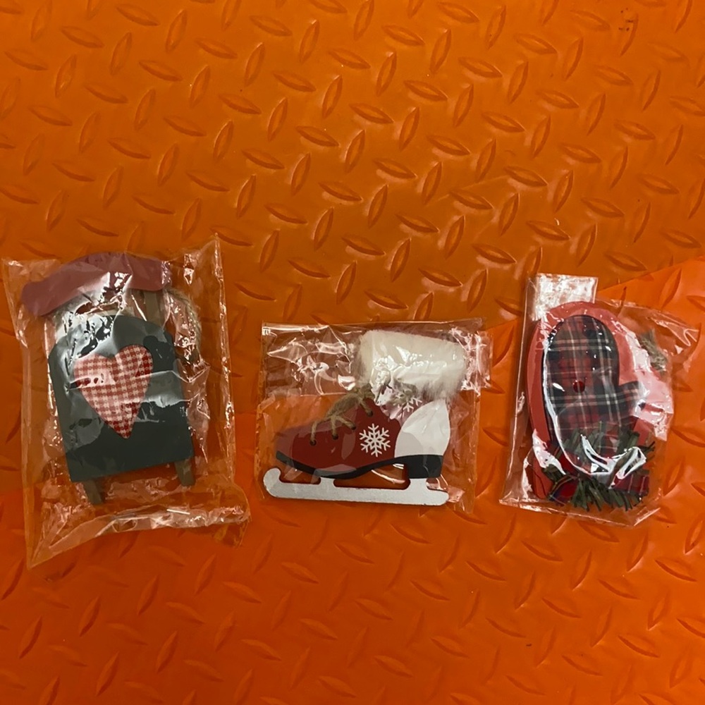 🧡 Christmas ornaments